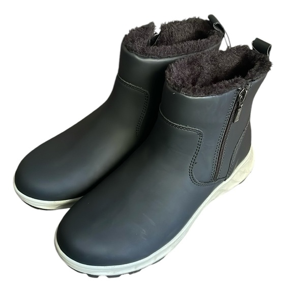 Khombu - Women’s Winter / All Weather Boot - Picture 2 of 8